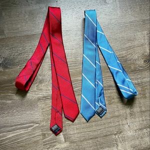 2x Tie Bar Delta Stripe Ties, super skinny, silk